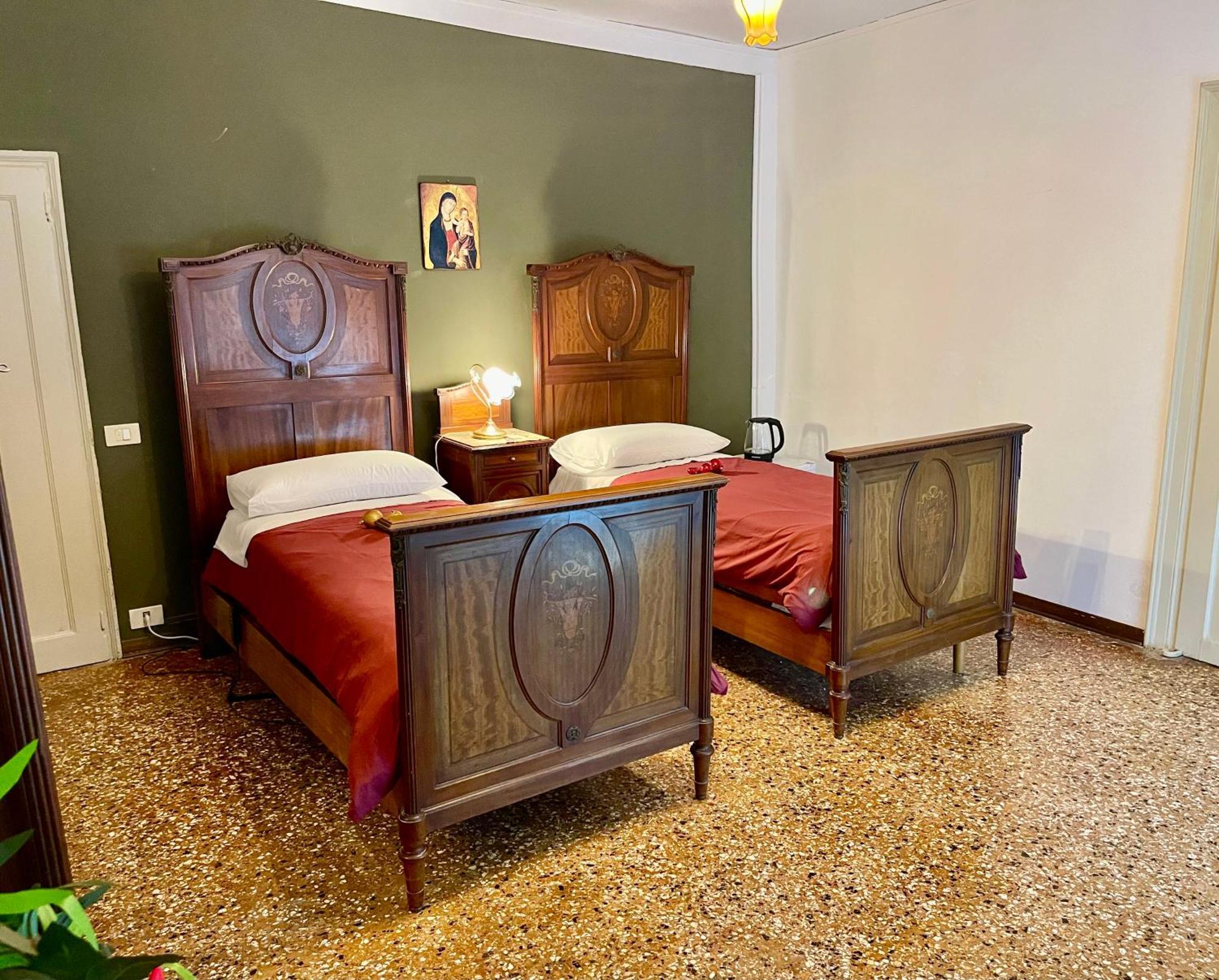Lions Venice Guest House Exterior photo